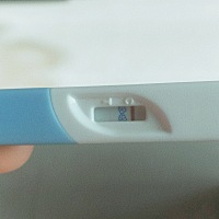 大家好，帮我看一下是不是有。