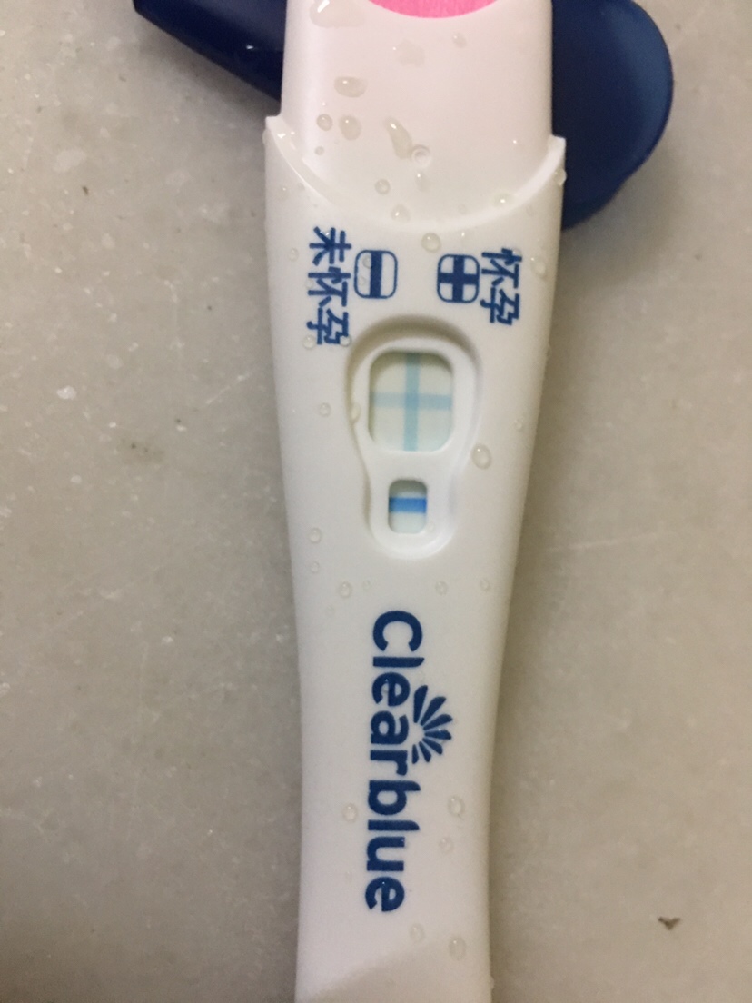 上个月13号末次，这个月10号验了一下是这个样子，今天刚好离上次末次是一个月，还没去医院检查，今天公司突然说需要办公室人员到下面超市门店支援打包货物，我说我不去，公司要我出示证明，我本来想着过了三个月后才公开的，现在这样搞，岂不是全公司都知道了？怎么办？求各位大神指点！