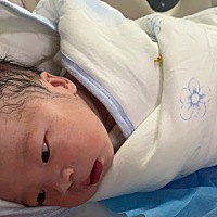 凌晨三点开始痛就有规律，刚开始不懂还以为没事，但是越来越来痛还想忍到天亮再去医院，还是忍不了，痛...