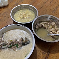 天天都是汤，早上鸡蛋瘦肉汤，中午鸡汤，晚上三种鸡蛋汤 鸡汤 鲫鱼汤