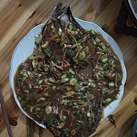 老爸做的鱼，真的太香了，我一个能吃完一条[哈哈۹(⍥)你品品