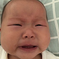 7个多月了，晚上睡觉总是吵闹，不长个子，哭一晚上，要疯掉了