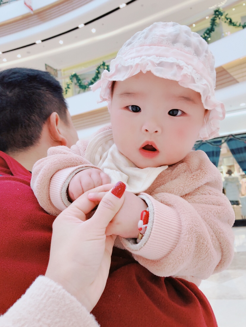 ㊗️宝贝女儿健康快乐成长，爸爸妈妈都超级爱你❤️