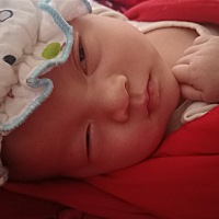 这闺女真好，吃了睡睡了吃，妈妈特别省心，爱你哦😊