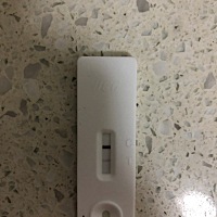 这个下面那条不明显，算怀孕吗