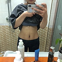 生宝宝的时候140斤   胖了45斤 产后三个月 生宝宝的前