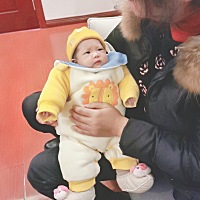 宝宝现在喝120毫升多不多？