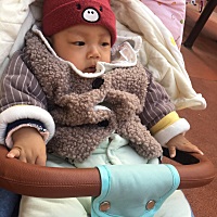 各位宝妈，你们宝宝是纯母乳还是混合喂养，我家宝宝混合喂养，现在宝宝四个多月了，就是不长肉肉，到现...
