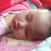 准备五个月宝宝体重20斤身高68最近喝奶老是咬乳头特别疼，怎么办，怎么办，一直流口水但是又没有看到要...
