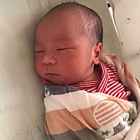 预产期1月8号的猪宝宝，12月31号就迫不及待要出来了，妈妈还想让你当20后呢？自己给自己挑日子呢，能吃...