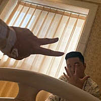 因为破水了所以宝宝提前要出来了，没有宫缩所以打了催产素，因为对疼痛太敏感了所以加了无痛，再加上对...