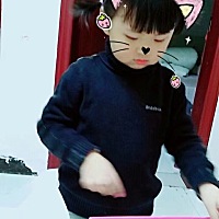 我的两个宝贝，以后你们和妈妈相依为命