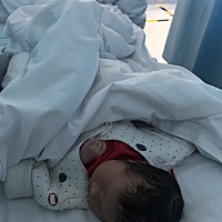 接了好多顺产女宝，终于如愿了，都说我的肚型是男孩，昨天白天轻微见红白带褐色，晚上开始阵痛，十分钟...