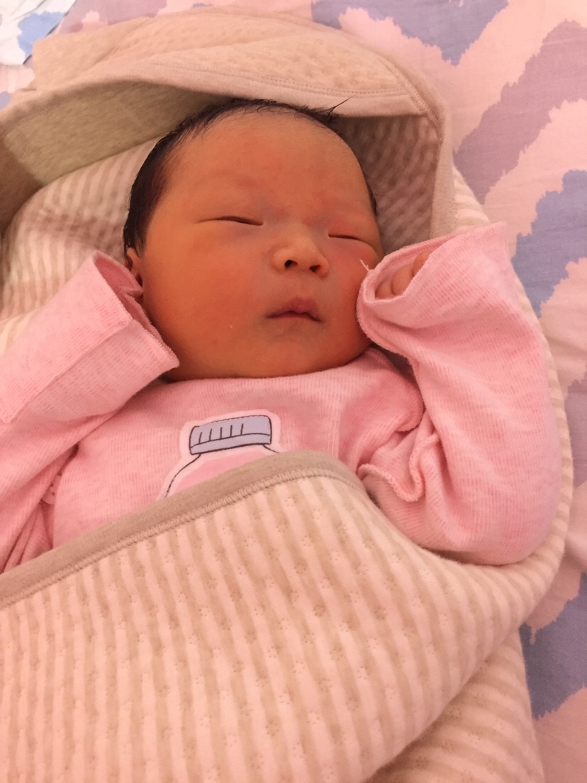 刚出生时好嫌弃吖(*^o^*)