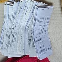 不到29周羊水破了，好几个医生都跟我说，有一个可能保不住，我听一次哭一次，最后还是忍住了。无论怎么...