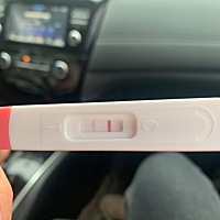 今天该来例假了但是没有来，这两天胃里很胀，吃不下东西，我以为是消化不好，我婆婆说应该是有了，我测...