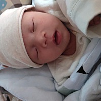 还在坐月子，混合喂养，最近想喝奶茶了，可以喝吗？有哪位妈妈在哺乳期喝过奶茶的？