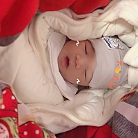 孕早期吃什么吐什么，中期到五六个月的时候才慢慢吃的下饭，喜甜，肚脐凸出，预产期1.16，1.15六斤九两...