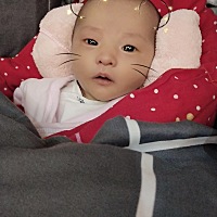 宝宝嘴唇起皮  特别干  喝水也不能改善