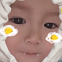宝宝快九个月了，一直喝母乳，准备戒奶，给他喝买粉，就是不愿喝，怎么办？？？？