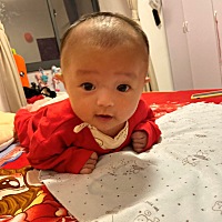 宝宝还有3天就3个月了，宝宝之前都很乖，不经常哭，从昨天开始，脾气变得很暴躁，晚上睡眠都正常，就是...