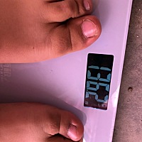 打卡年后减肥第三天，昨日体重137.2斤今日体重136.2斤