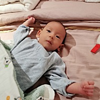 出生两个月长了近十厘米