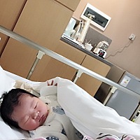 二胎凑成好字啦✌️二胎米奇❤️ 孕期反应： 喜欢吃甜的 辣的 孕期梦都是枪炮 还有梦见过小鸡孵出来 女...