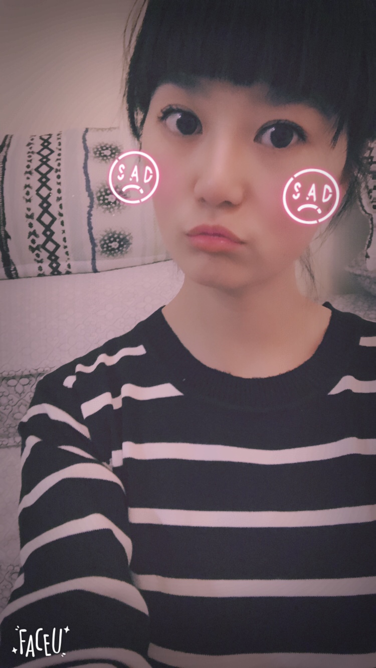 我要要出去买衣服 买吃的 做美甲 做睫毛 烫头发 😄