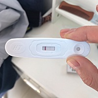 1.23号排卵，22.23都有安排。然后现在过了12.3天了，前天就开始测，刚开始第二条线出来的很慢，今天用晨...