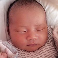 宝宝睡颠倒了怎么办，天天夜里熬死了