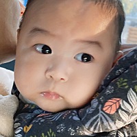 目前是奶粉和母乳混合喂养，为了以后断奶做准备，但是宝宝不怎么吃奶粉，尤其晚上只喝我的奶，这怎么处...