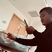 2.5号凌晨12点见红！然后就收拾东西住院了！医生内敛开了一指！然后住院24小时没啥反应！直到2.6号凌晨...