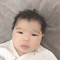 🙄🙄🙄 快烦死了 刚刚抱着宝宝回床上午睡 睡了半个小时 婆婆进来两次 虽然是好意问我吃东西不 可...