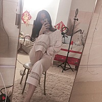 宝妈在家要怎么赚钱呢，学习做做直播吧唱歌跳舞那种，不是卖货哦 希望处于无奈的你来说是个启发 生活还...