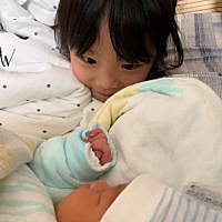 大宝二宝相差六岁，两胎怀孕感觉完全不一样 1.胎心女儿一直150左右，儿子前两次140多，后面一直都是120...