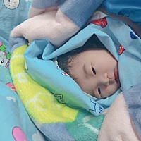 正月十七 1:17分。顺产 7斤半 母女平安   蒸腾我两天两宿把你生出来 为娘真是不容易啊