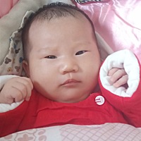 婆婆每天光着脚丫子来回跑，脚丫子上面都有厚厚的一层泥，并且天天不洗脚，动不动就上我们床上来了，上...