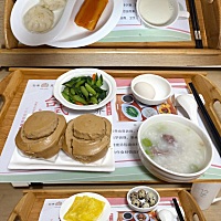 特殊时期不能外出，不能有探视，只有美食不可辜负。