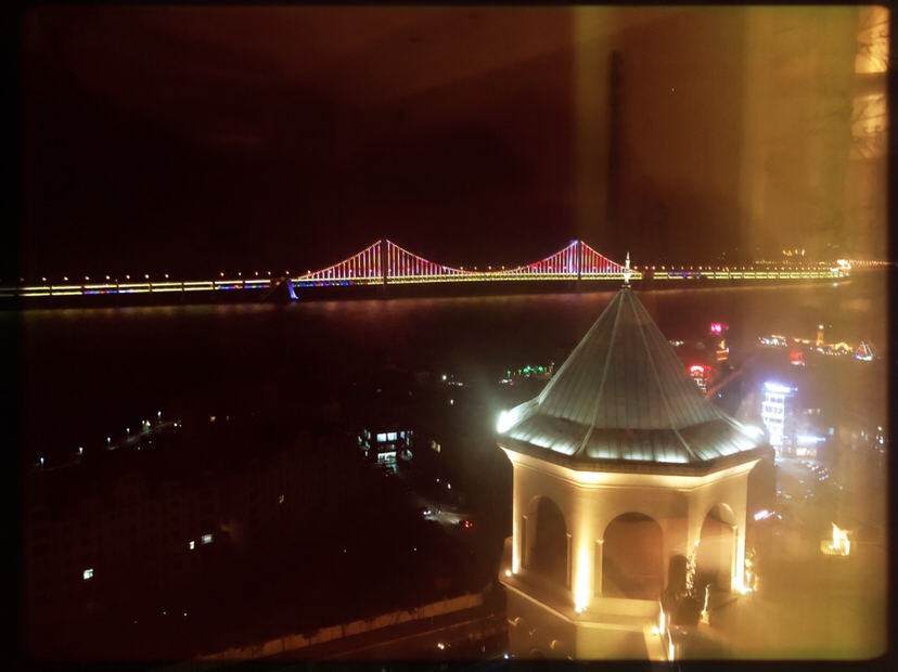 夜晚海景无敌