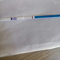 今天第31天，不是用的晨尿，有一点点印子，这样是怀孕吗