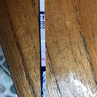 帮忙看下这个是怀了么？刚才验的第一次