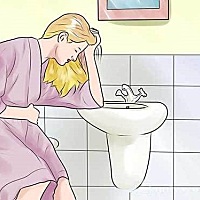 女性在怀孕期间会出现一些孕期反应，例如腹疼、白带异常等等，只有少数女性孕期反应不明显，这就非常的...