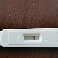 提前测试了一下，第二条看不出来，特别浅，不知道是水印还是什么
