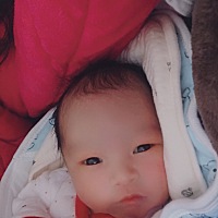 小米妮一枚 宫缩的酸爽，谁告诉我二胎不疼的，超级疼，疼的怀疑人生，不仅被拉了一刀，还享受了宫口全开...