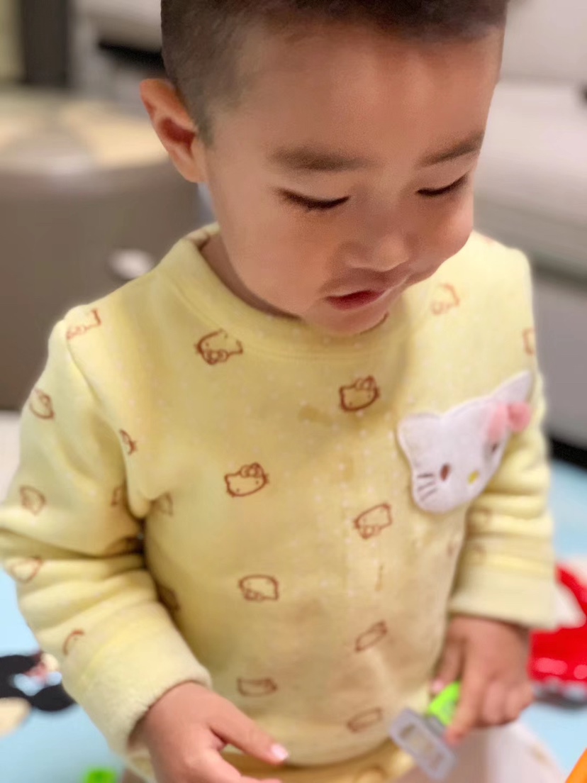 这个可爱又可气的小宝