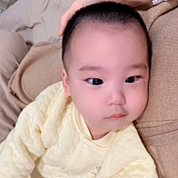 🎀【房间建议】18-20℃，湿度50%左右 🎀【护理基础】         ·衣物被褥用品选择全棉、长袖长裤、...