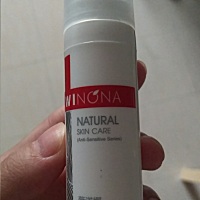产后一直纯母乳，脸上一度起皮涂了水乳贴了面膜都没用，老妈说是因为喂奶缺水的原因，每天猛灌汤汤水水...