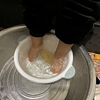 我想离婚，我要离婚。一肚子的话想说却不知道跟谁说。父母说不得，兄弟姐妹说不得，亲戚好友也说不得。...