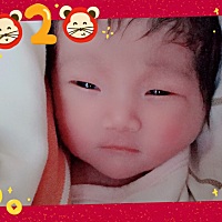 宝宝出生三天啦，小佩奇一枚，终于儿女双全啦！